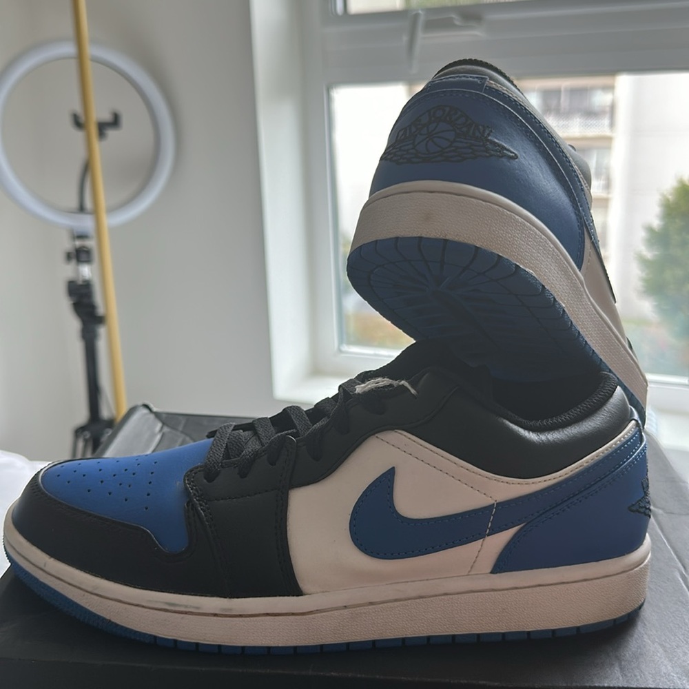 Air Jordan low royal size 9 - Picture 11 of 11